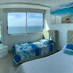Apartment P1-6 Facing The Sea With Pool And Wifi
